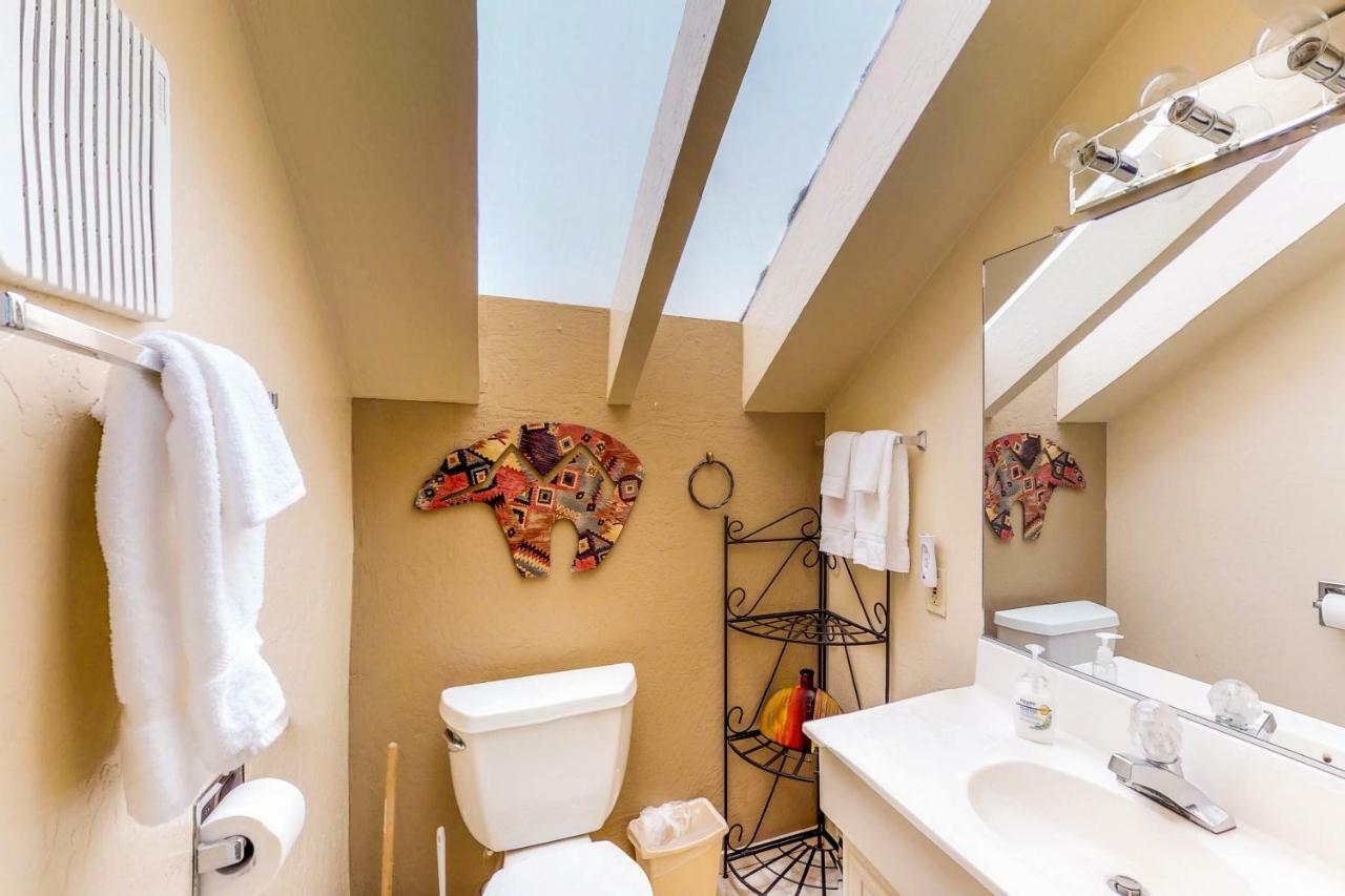 Waterfront Apres' Ski Cabin Villa South Lake Tahoe Bagian luar foto