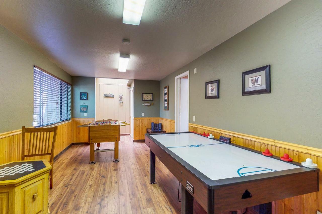 Waterfront Apres' Ski Cabin Villa South Lake Tahoe Bagian luar foto