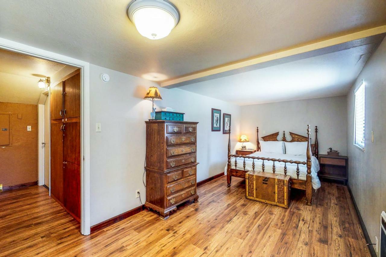 Waterfront Apres' Ski Cabin Villa South Lake Tahoe Bagian luar foto