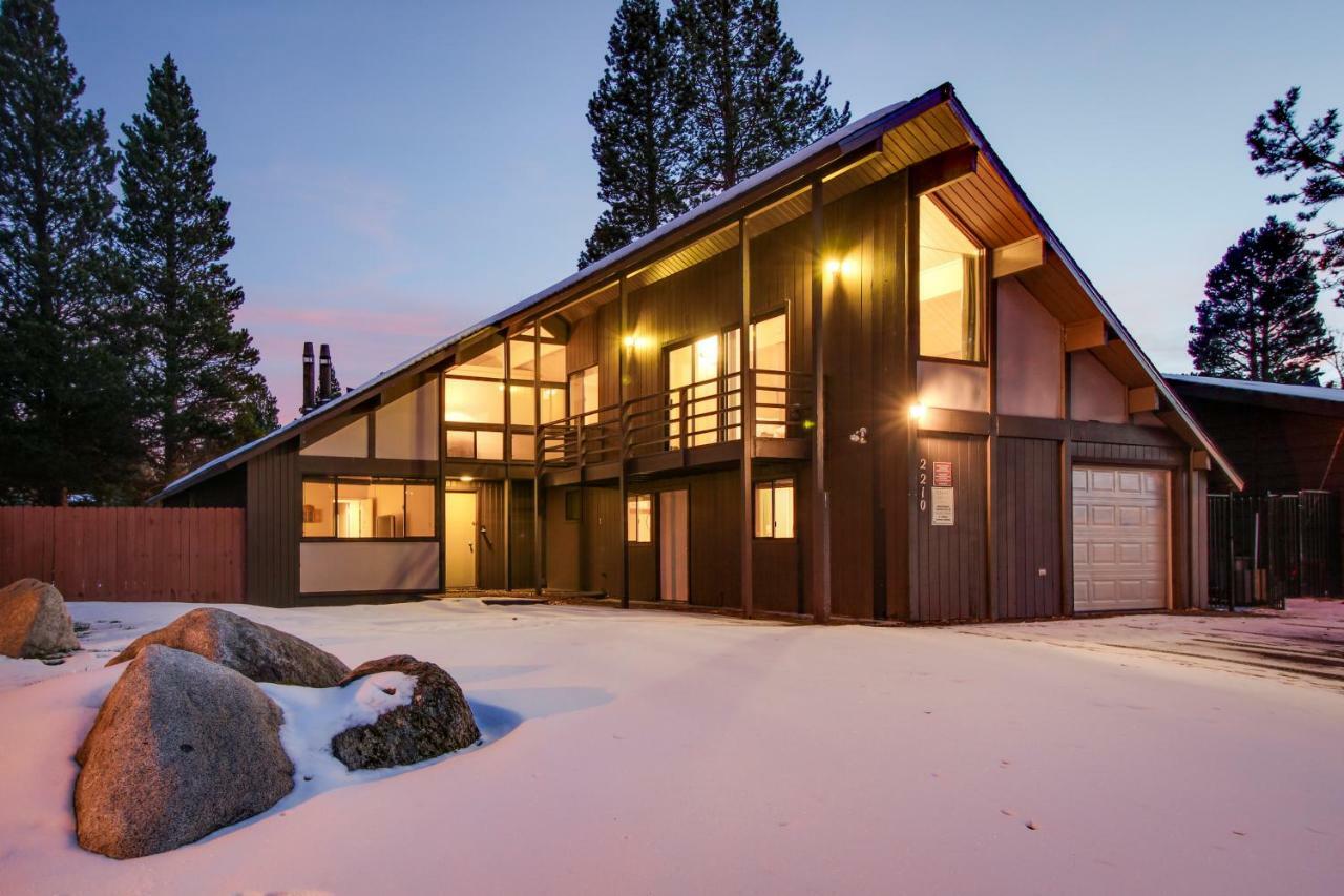 Waterfront Apres' Ski Cabin Villa South Lake Tahoe Bagian luar foto